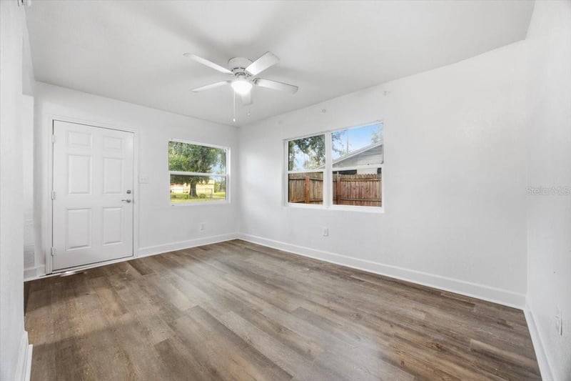 1009 W Washington St, Plant City, FL 33563
