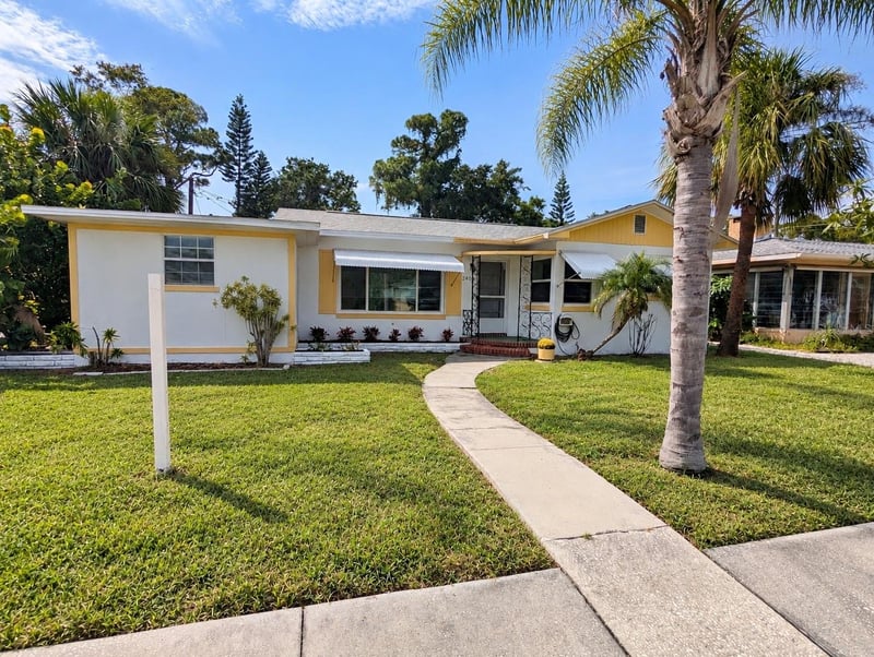 2907 49th St S #A, Gulfport, FL 33707