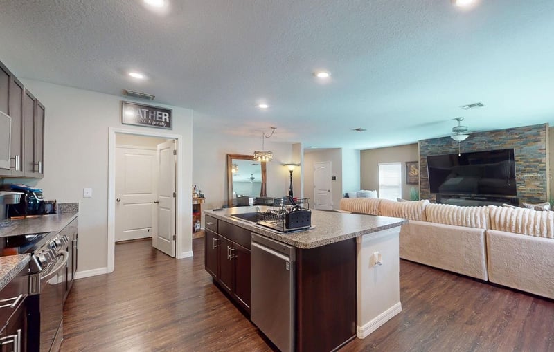10211 White Linen Ave, Riverview, FL 33578