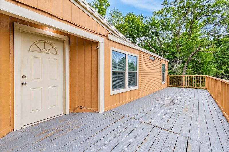 1215 E 149th Ave, Lutz, FL 33549