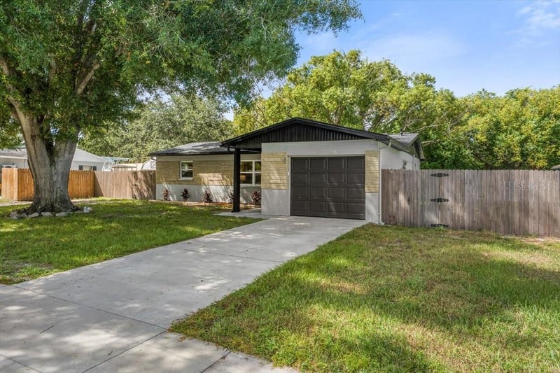 14756 Mockingbird Ln E, Clearwater, FL 33760