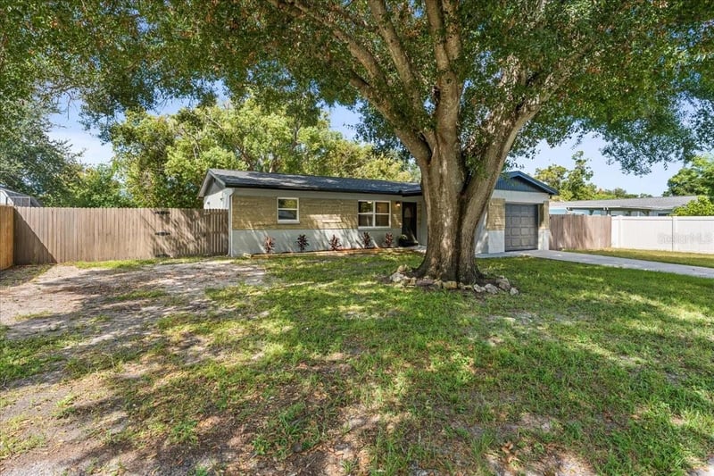 14756 Mockingbird Ln E, Clearwater, FL 33760