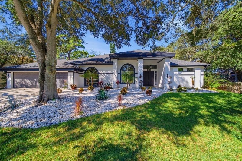 1980 Mac Gregor Rd, Tarpon Springs, FL 34689