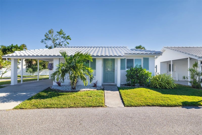 546 Spanish Dr S, Longboat Key, FL 34228