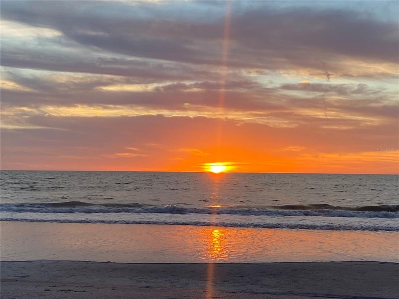 3100 Gulf Blvd #314, Belleair Beach, FL 33786