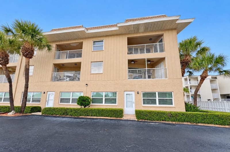 3100 Gulf Blvd #314, Belleair Beach, FL 33786