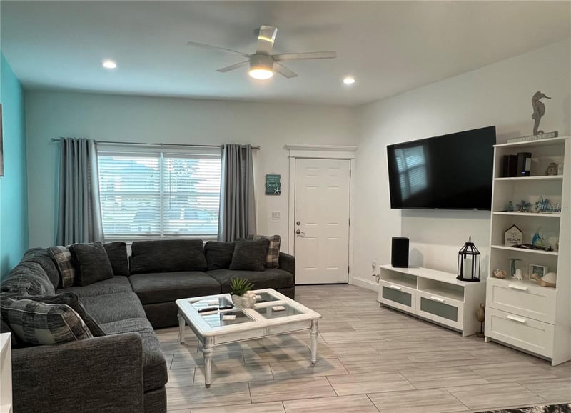 3100 Gulf Blvd #314, Belleair Beach, FL 33786