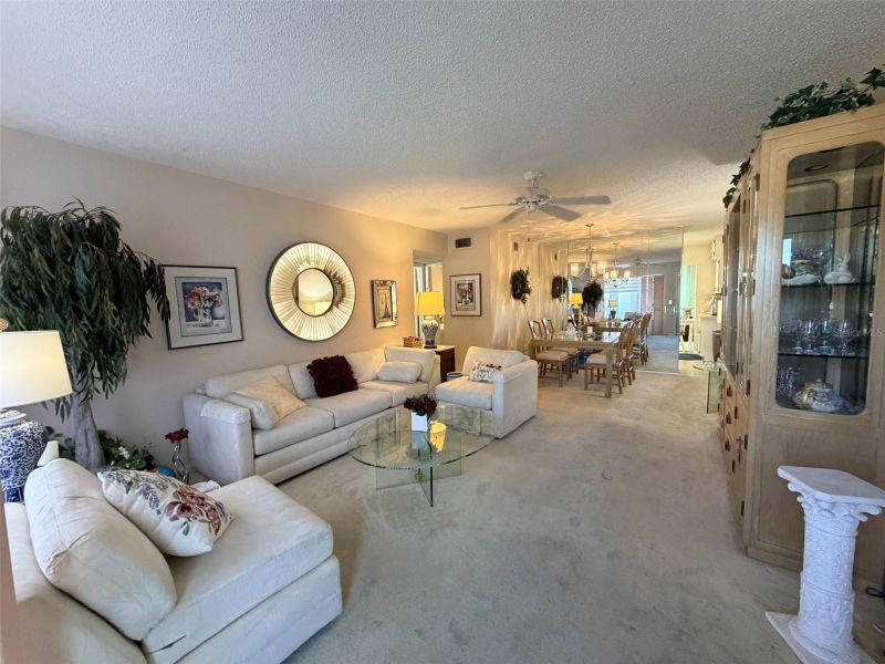 2363 Israeli Dr #33, Clearwater, FL 33763