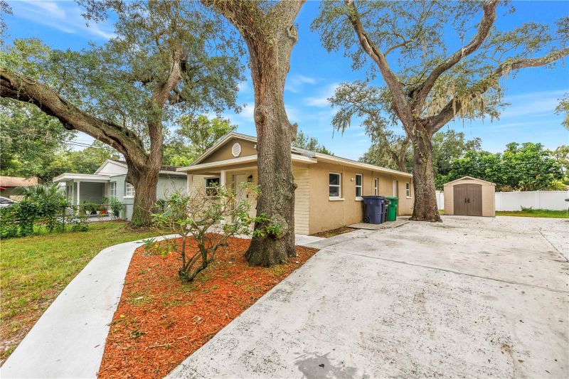 1306 E New Orleans Ave, Tampa, FL 33603