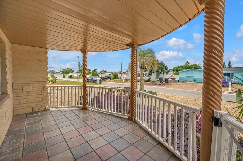 1516 Derrick St, Holiday, FL 34690