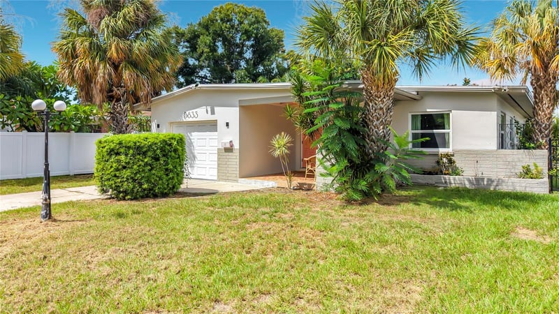 5833 Dartmouth Ave N, St Petersburg, FL 33710