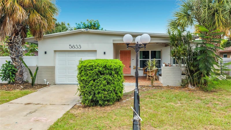 5833 Dartmouth Ave N, St Petersburg, FL 33710