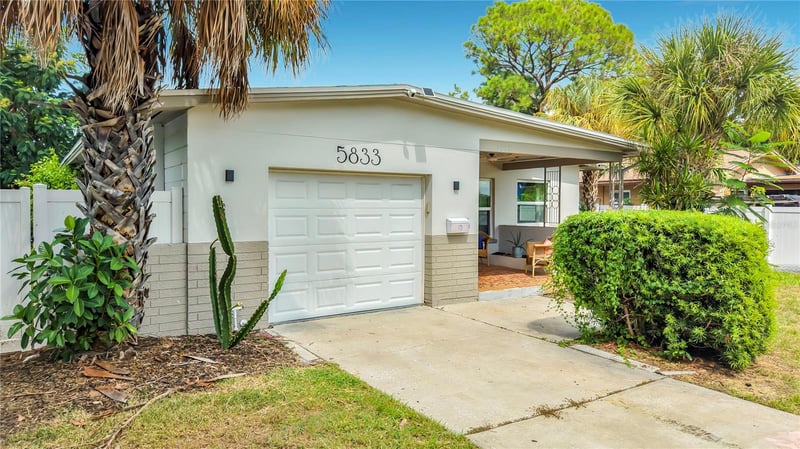 5833 Dartmouth Ave N, St Petersburg, FL 33710