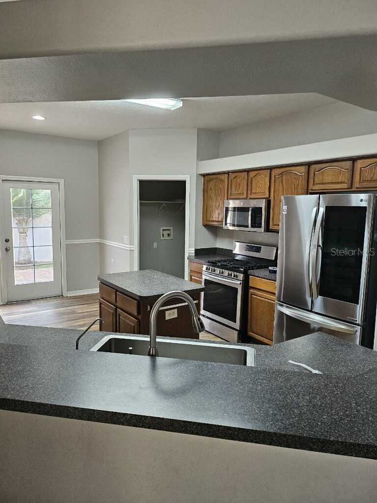12721 Standbridge Dr, Riverview, FL 33579