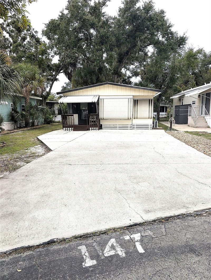 3300 26th Ave E #147, Bradenton, FL 34208