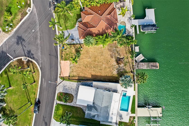 14105 E Parsley Dr, Madeira Beach, FL 33708