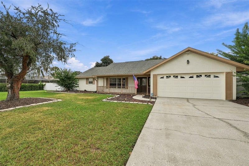4534 Mohican Trl, Valrico, FL 33594