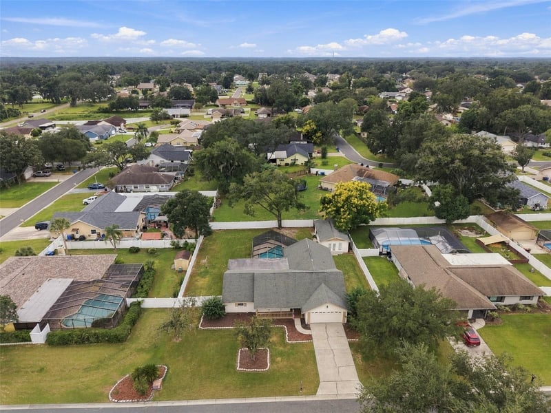 4534 Mohican Trl, Valrico, FL 33594