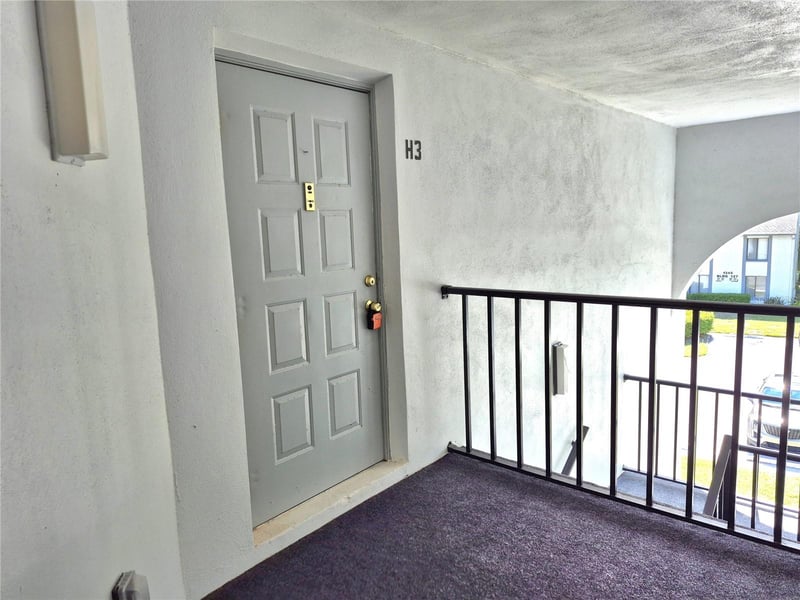 1344 Pine Ridge Cir E #H3, Tarpon Springs, FL 34688