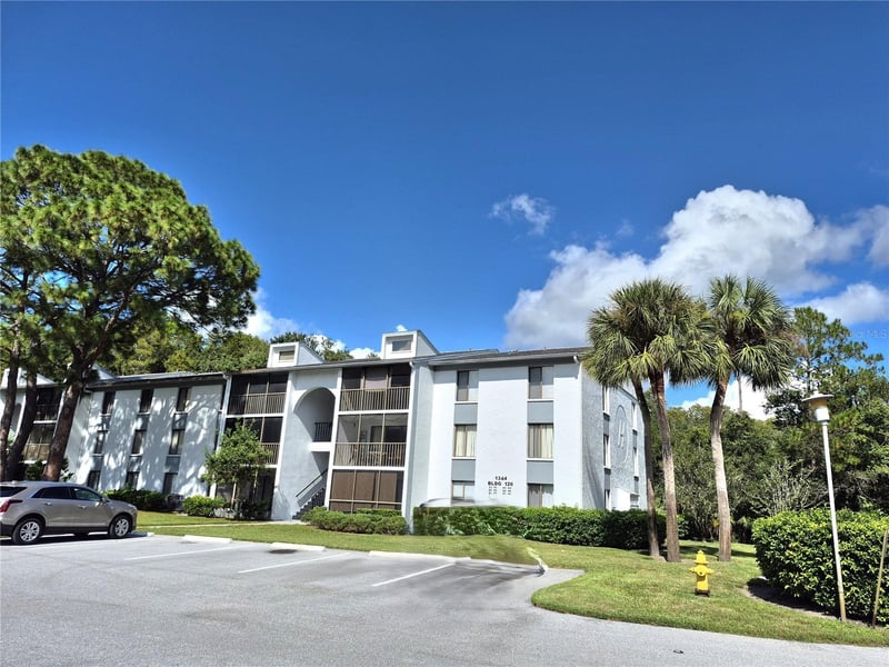1344 Pine Ridge Cir E #H3, Tarpon Springs, FL 34688