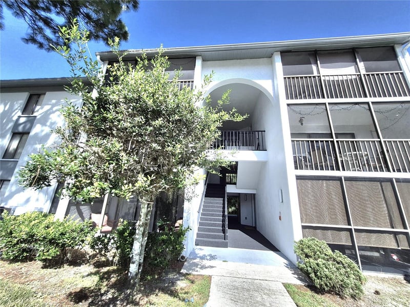 1344 Pine Ridge Cir E #H3, Tarpon Springs, FL 34688