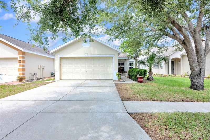 7855 Bristol Park Dr, Apollo Beach, FL 33572