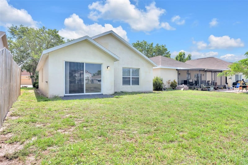 7855 Bristol Park Dr, Apollo Beach, FL 33572