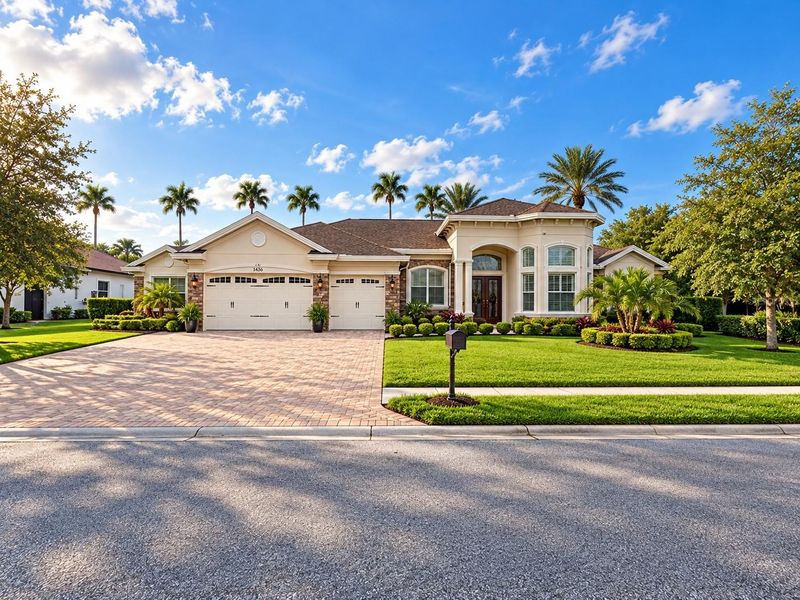 9650 Milano Dr, New Port Richey, FL 34655