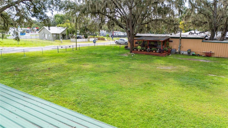 4401 6th St, Zephyrhills, FL 33542
