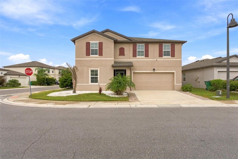 36801 Yesler Dr, Zephyrhills, FL 33542