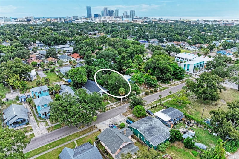 1005 16th Ave S, St Petersburg, FL 33705