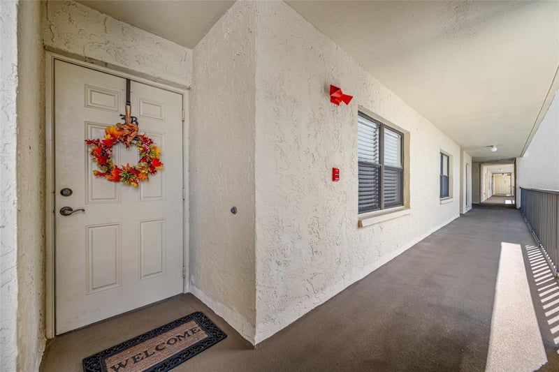 2700 Cove Cay Dr #1-3B, Clearwater, FL 33760