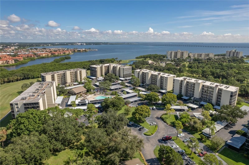 2700 Cove Cay Dr #1-3B, Clearwater, FL 33760