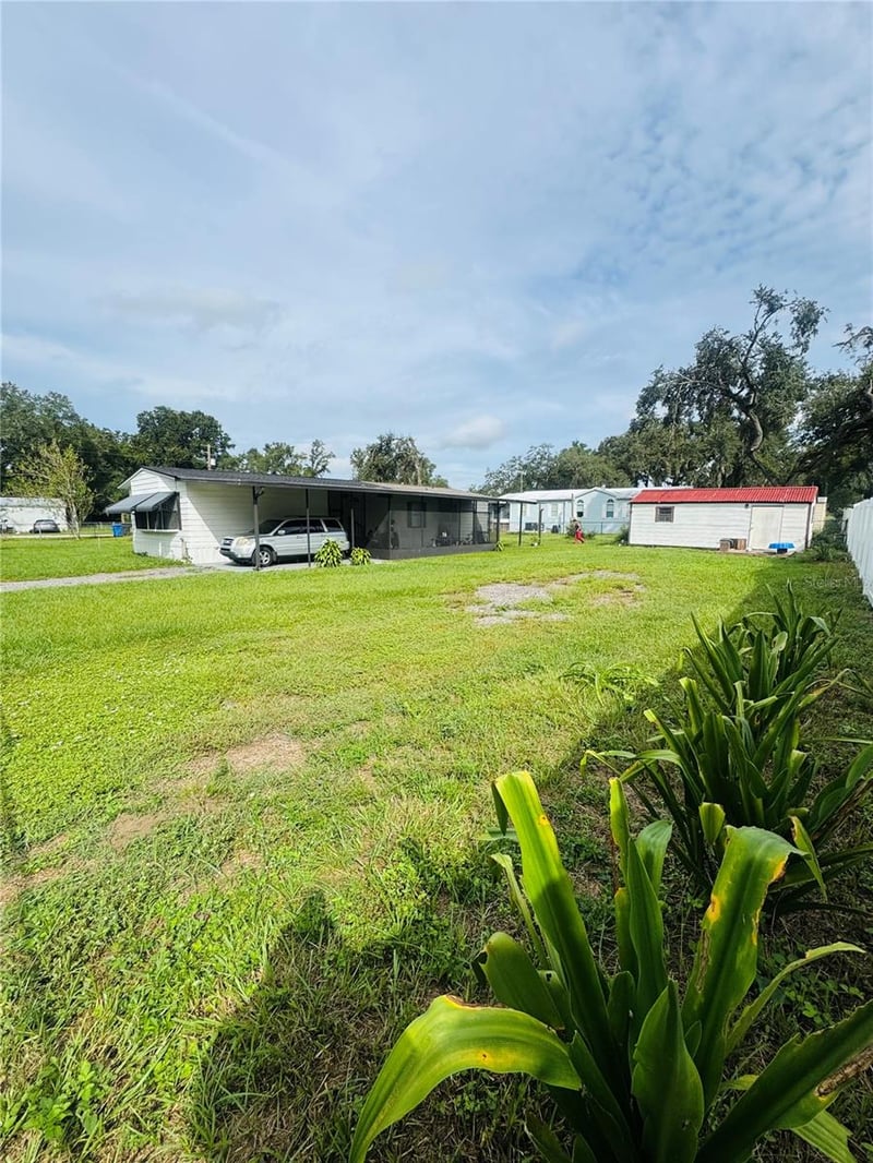 1013 Lianne Pl, Seffner, FL 33584