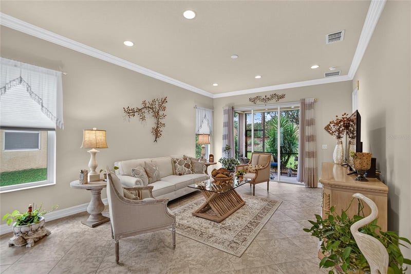 15906 Cobble Mill Dr, Wimauma, FL 33598