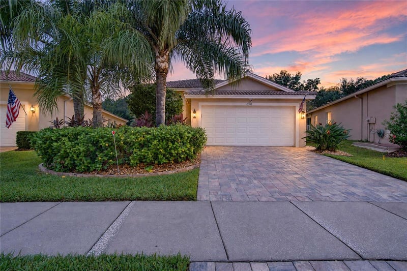 15906 Cobble Mill Dr, Wimauma, FL 33598