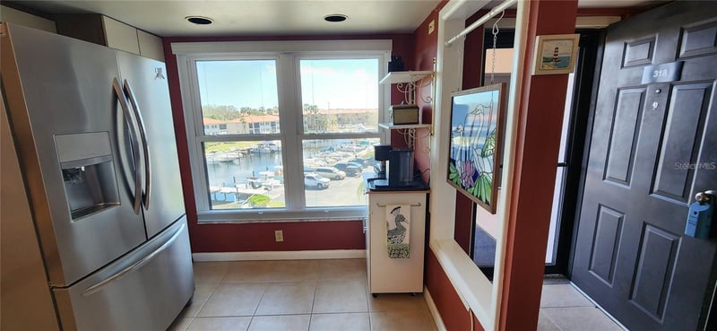 1806 Mariner Dr #318, Tarpon Springs, FL 34689