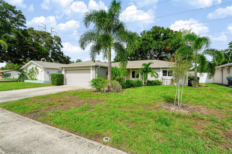 744 Green Valley Rd, Palm Harbor, FL 34683