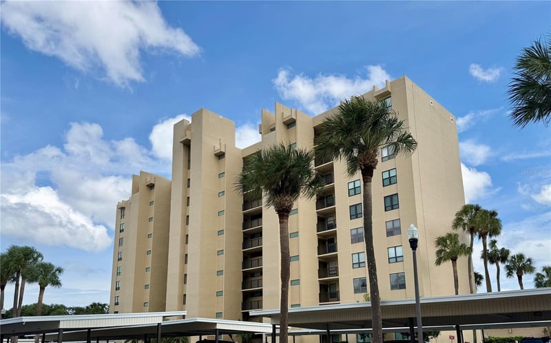 2620 Cove Cay Dr #307, Clearwater, FL 33760