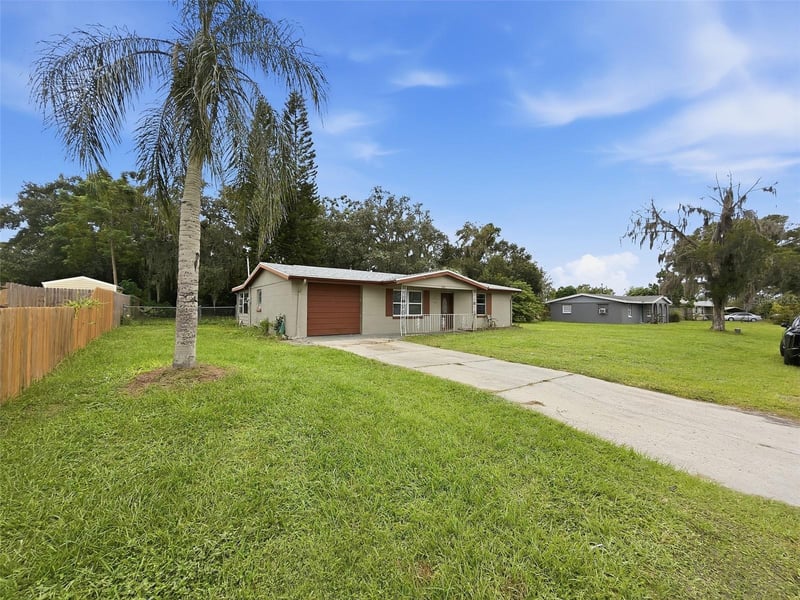 6818 Carob Dr, New Port Richey, FL 34653