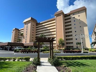 5108 Brittany Dr S #1008, St Petersburg, FL 33715