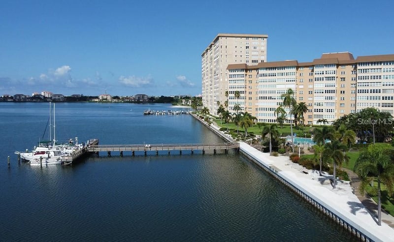 5108 Brittany Dr S #1008, St Petersburg, FL 33715