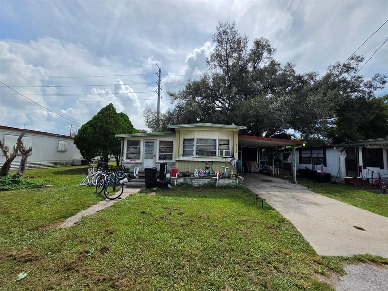 37648 March Ln, Zephyrhills, FL 33541