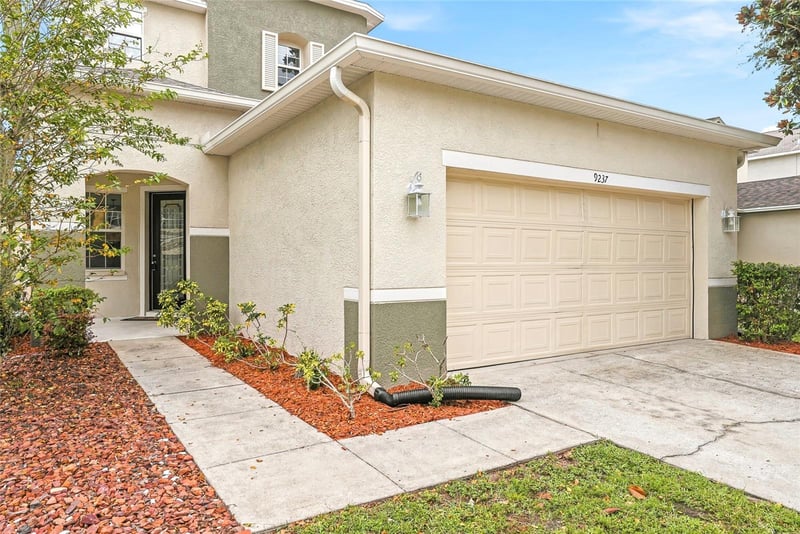 9237 C Wellstone Dr, Land O Lakes, FL 34638
