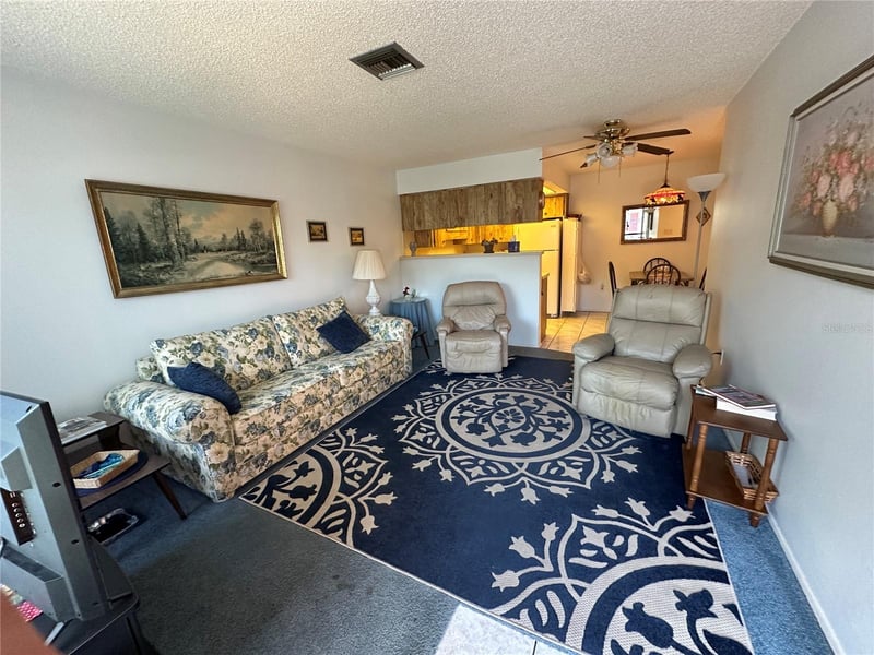 6176 Chesham Dr #8, New Port Richey, FL 34653