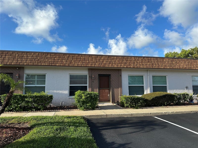 6176 Chesham Dr #8, New Port Richey, FL 34653
