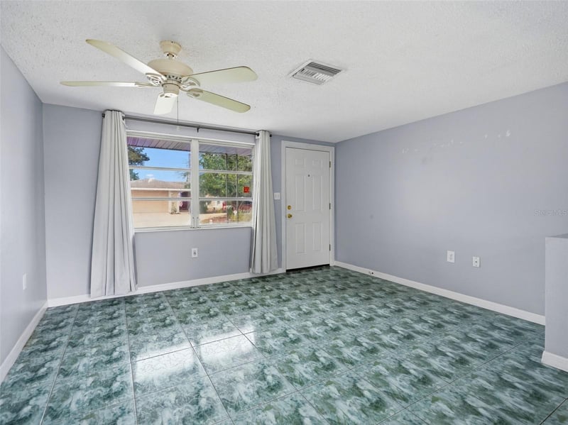 9850 Richwood Ln, Port Richey, FL 34668