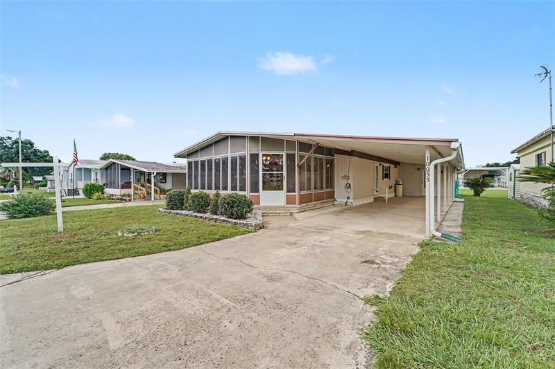 10055 Collingwood Ave, Dade City, FL 33525