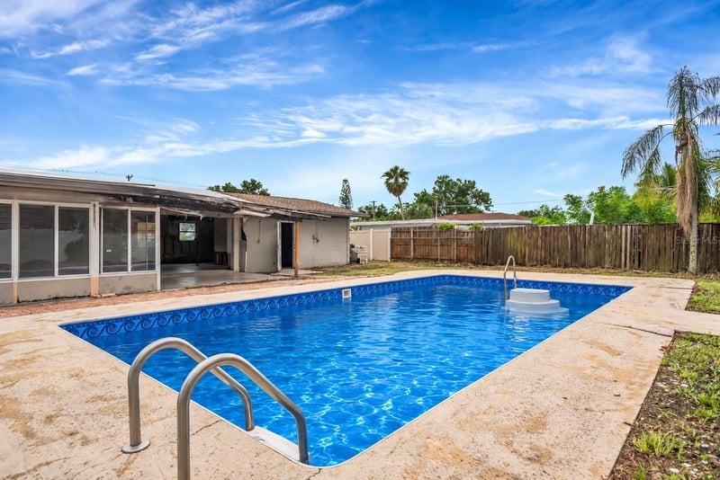6320 Fairway Blvd, Apollo Beach, FL 33572