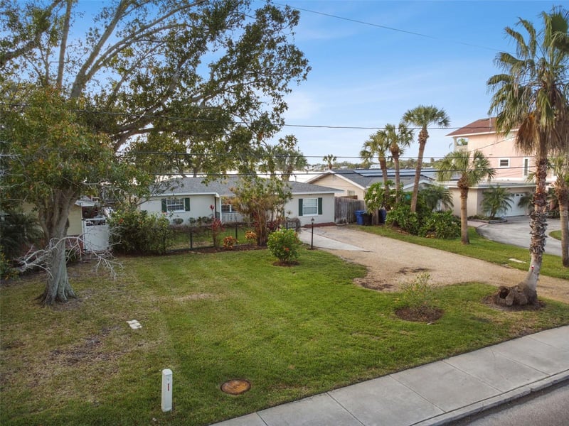 3618 Shore Acres Blvd NE, St Petersburg, FL 33703